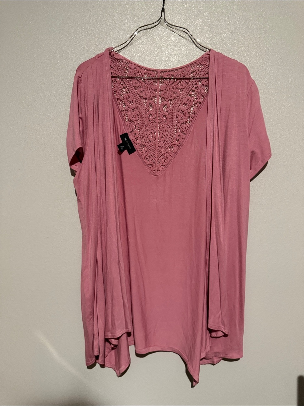 AB Studio Rose Pink Crochet V-Neck Short Sleeve Tunic